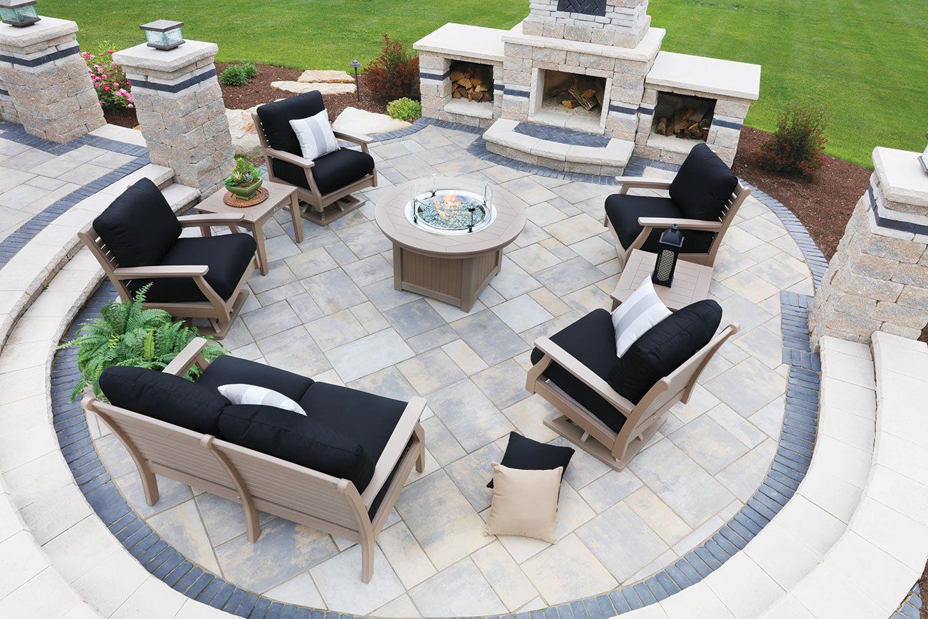 Berlin Gardens Classic Terrace outdoor furniture loveseat and propane fire pit by Ohio outdoor fireplace