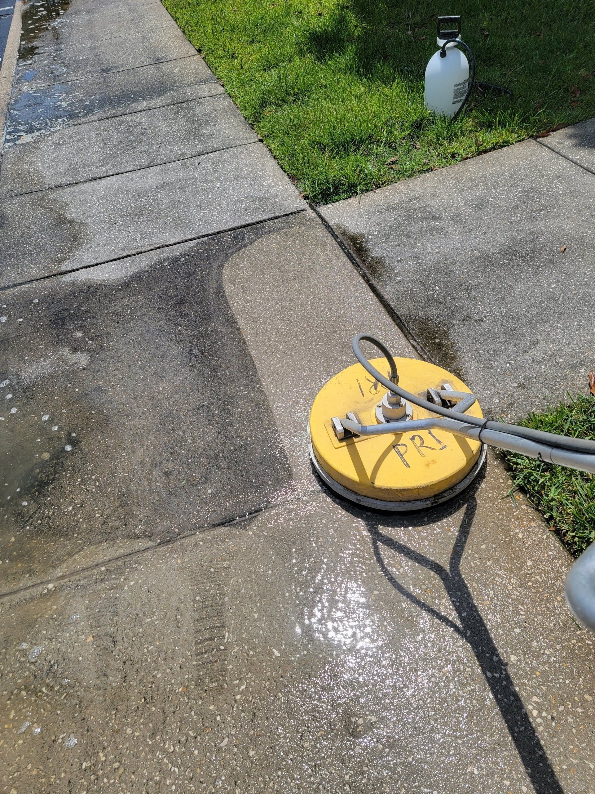 Pressure Washing — Orlando, FL — Property Resource One LLC