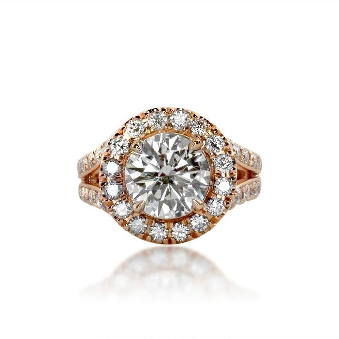 Monsaraje diamond halo ring in rose gold
