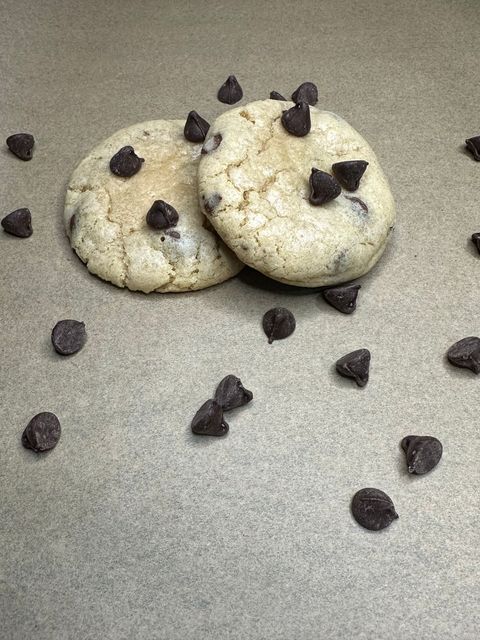 Chocolate chip cookie