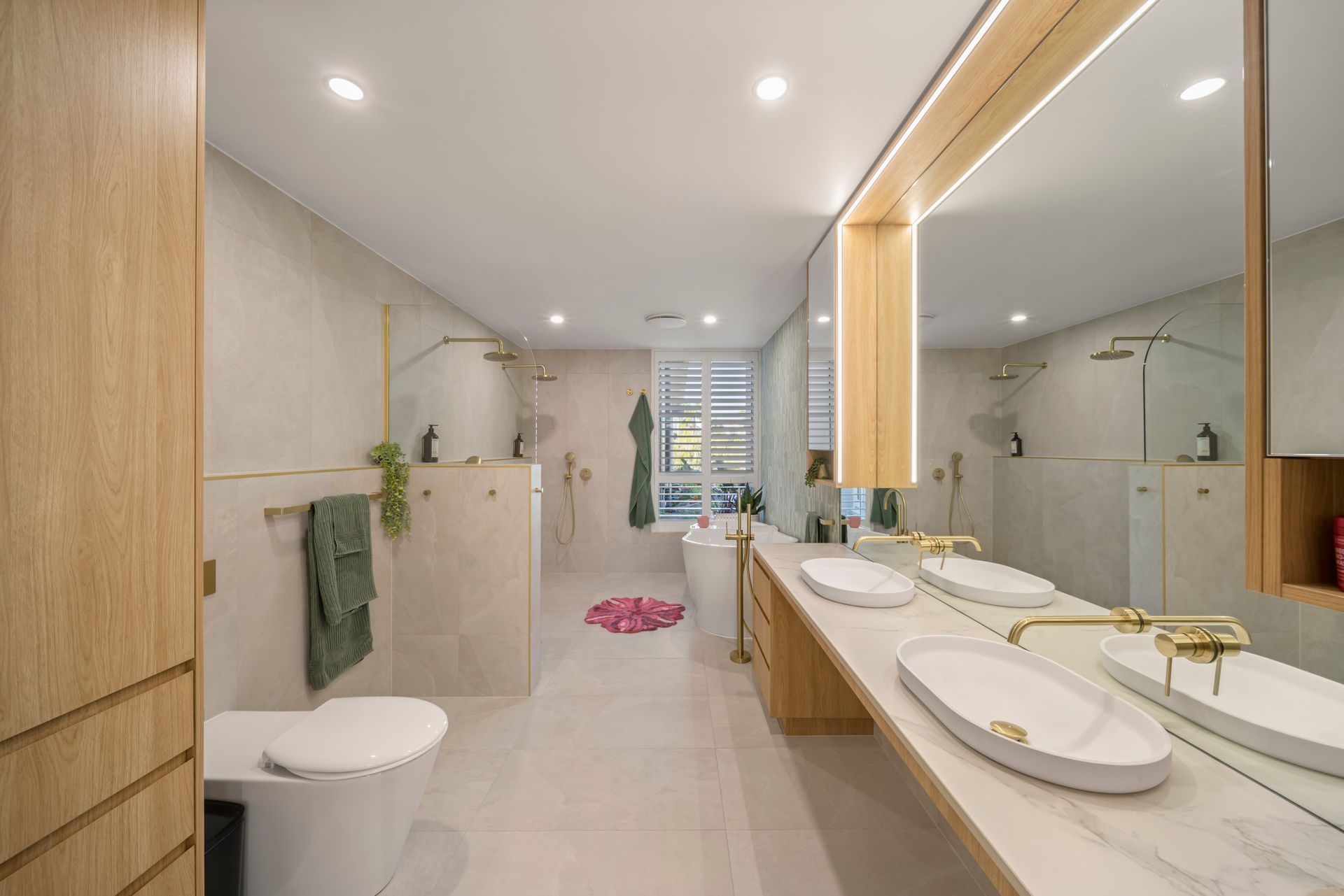 Modern Bathroom With Dual Sinks, Large Mirror — Simon Bell Constructions in Alice River, QLD
