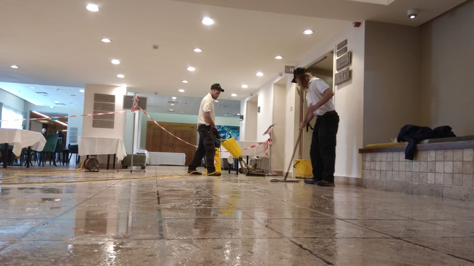 חידוש רצפת אבן