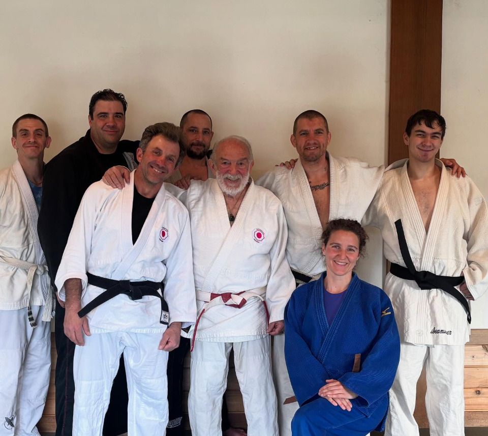 Adults training Brazilian Jiu-Jitsu at OM Brazilian Jiu JItsu and Judo in Northport, NY for fitness 