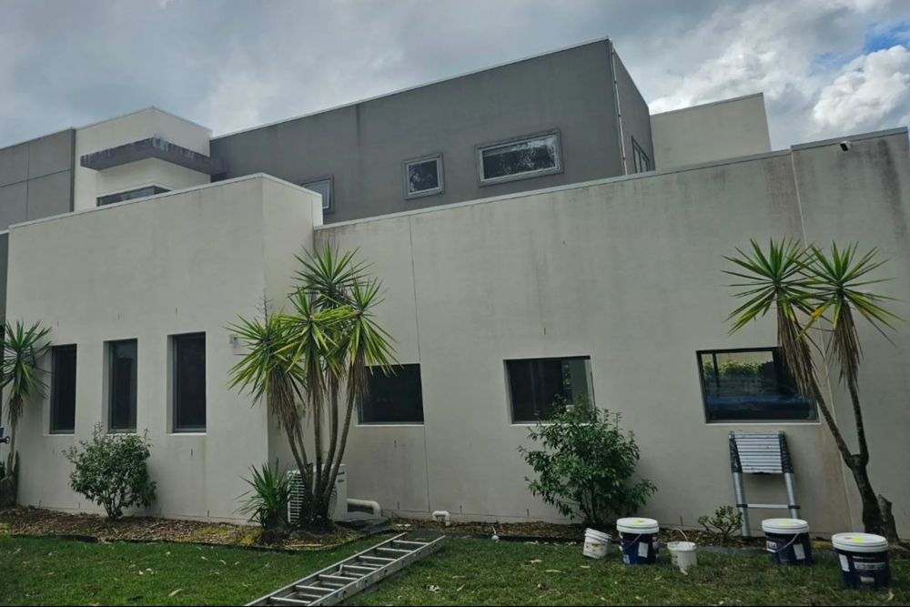 Building Wall, Before — Solo Reno Coatings In Gold Coast, QLD