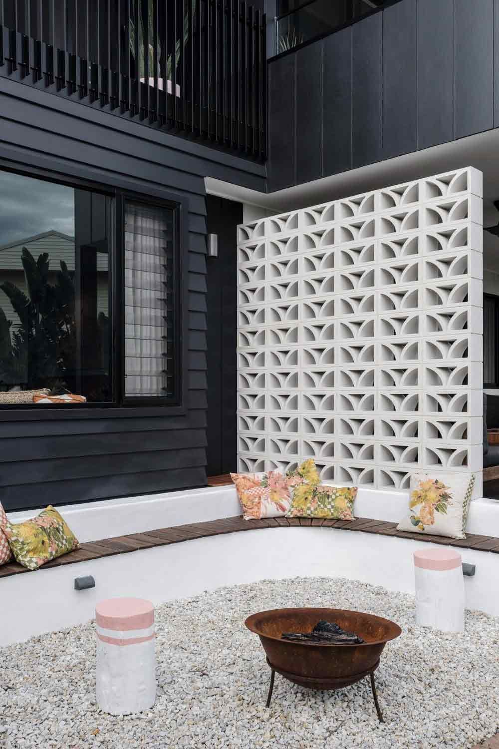 There is a Fire Pit in the Middle of the Patio — DeBu Studios In Russell Vale, NSW
