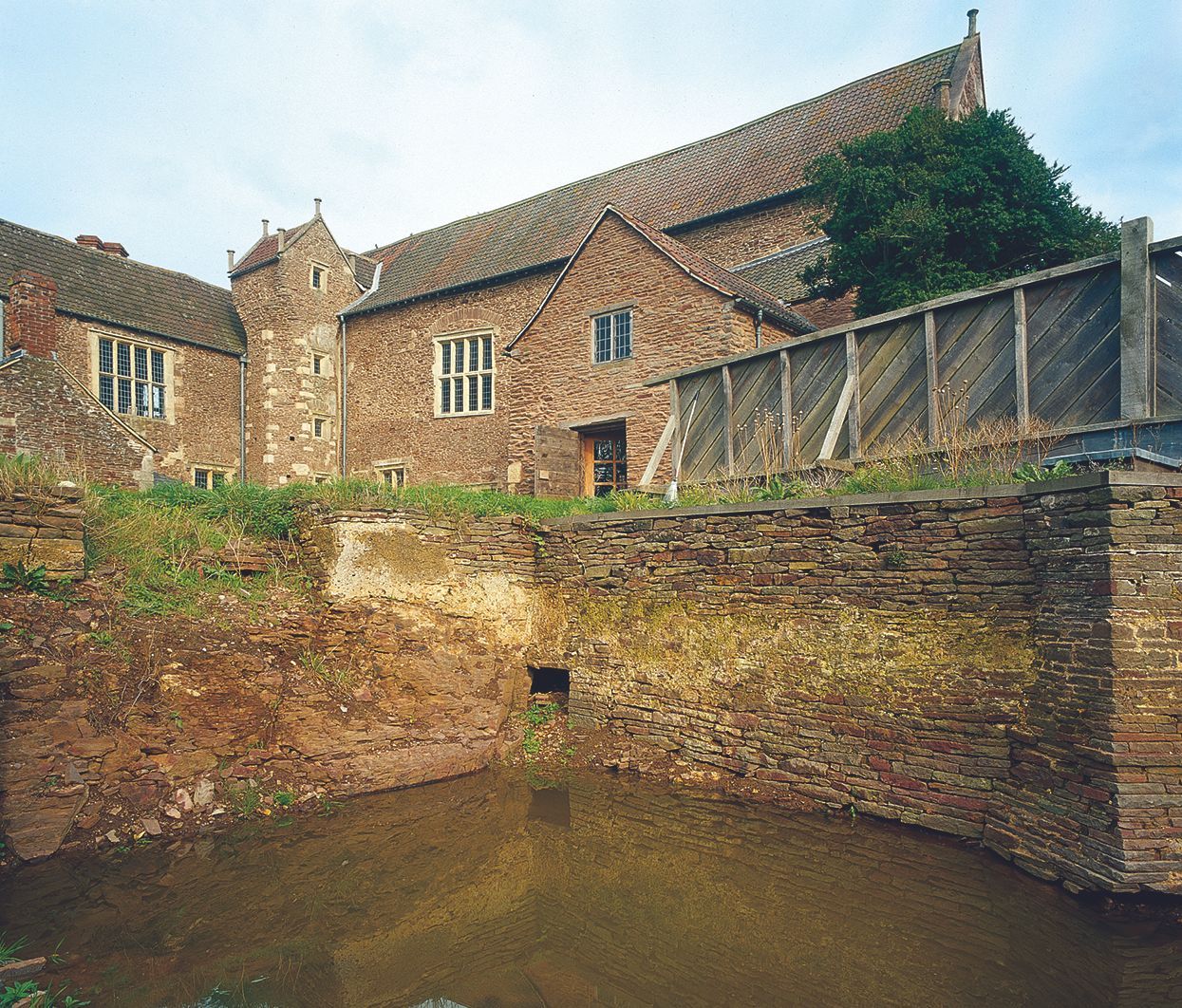 Acton Court