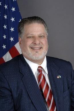Ned Siegel headshot