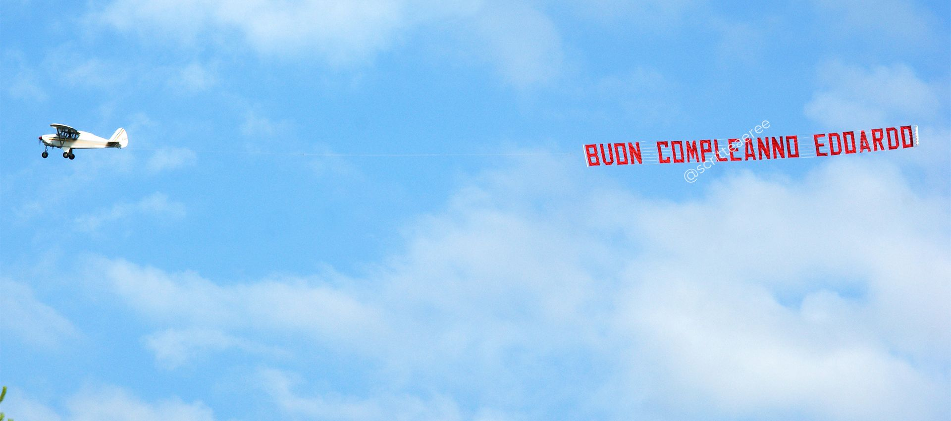 messaggio aereo buon compleanno