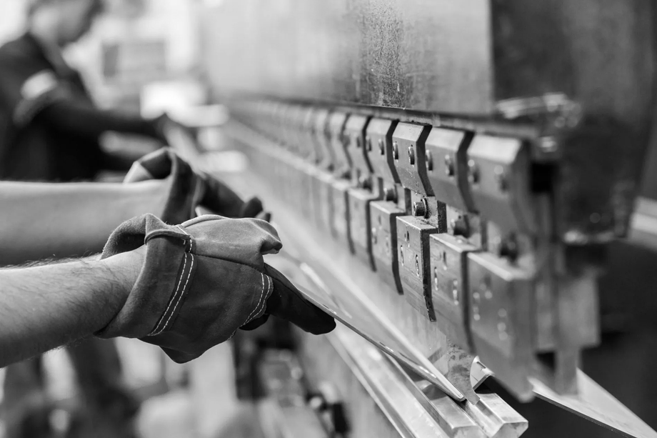 lavorazione metalli