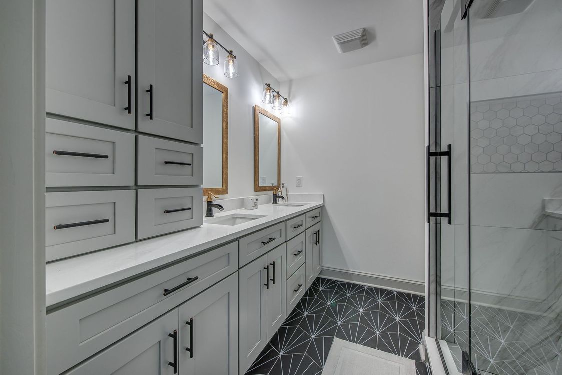 White Counter  | Gastonia, NC | The Carpenter’s Son