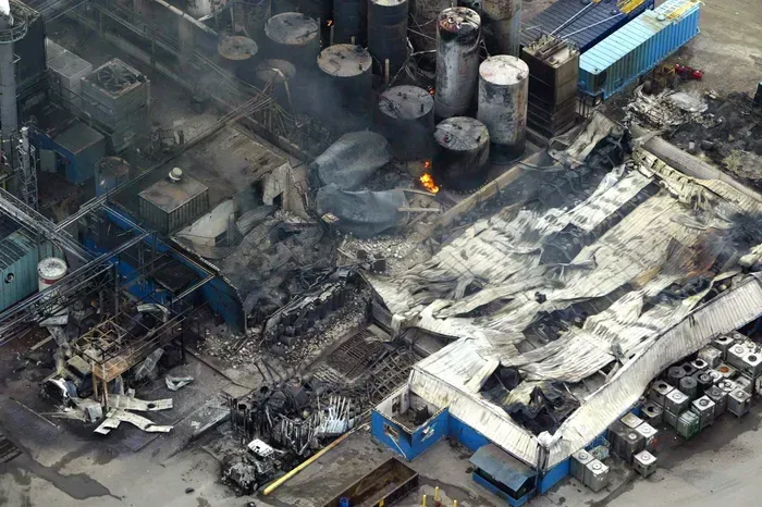 A fire destroys a waste and recycling plant
