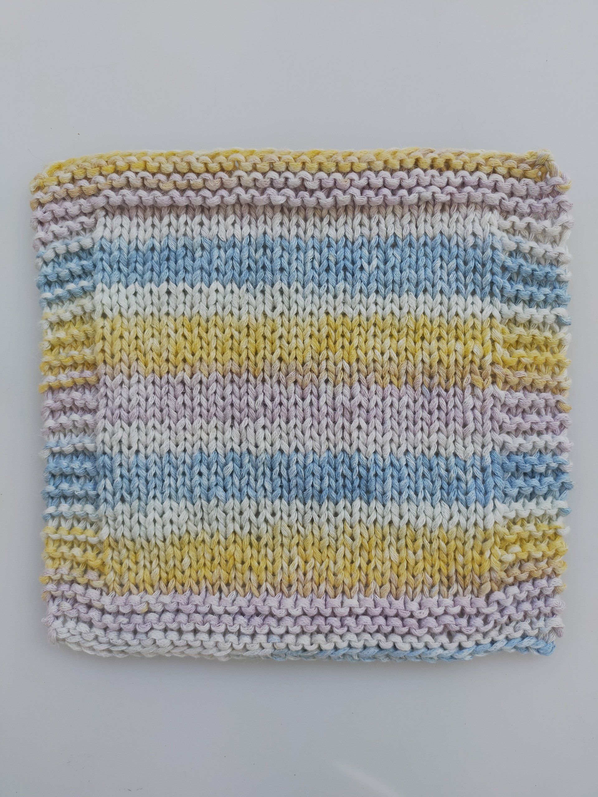 gomitoli in fettuccia di cotone