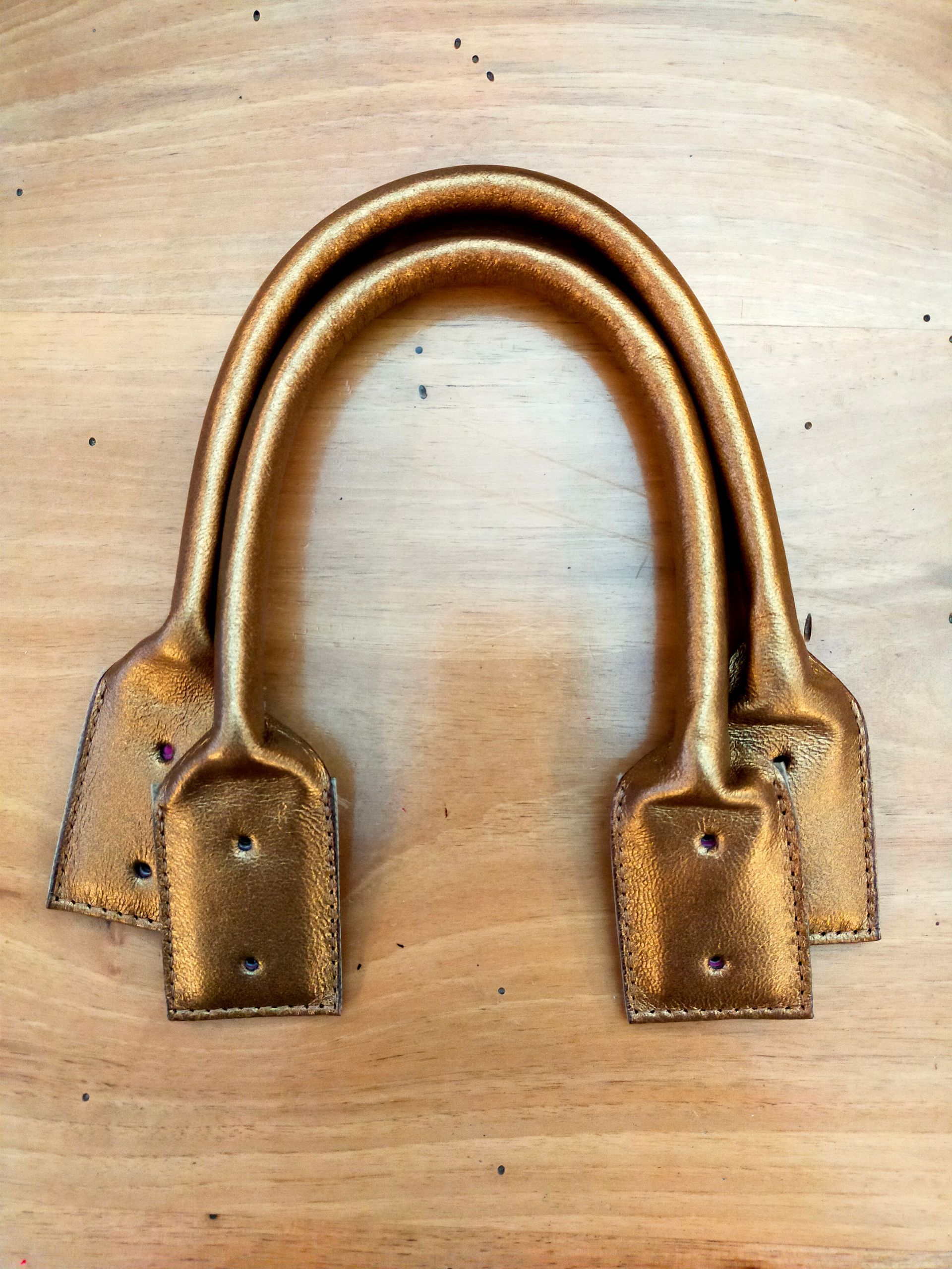 manici in ecopelle con patelle