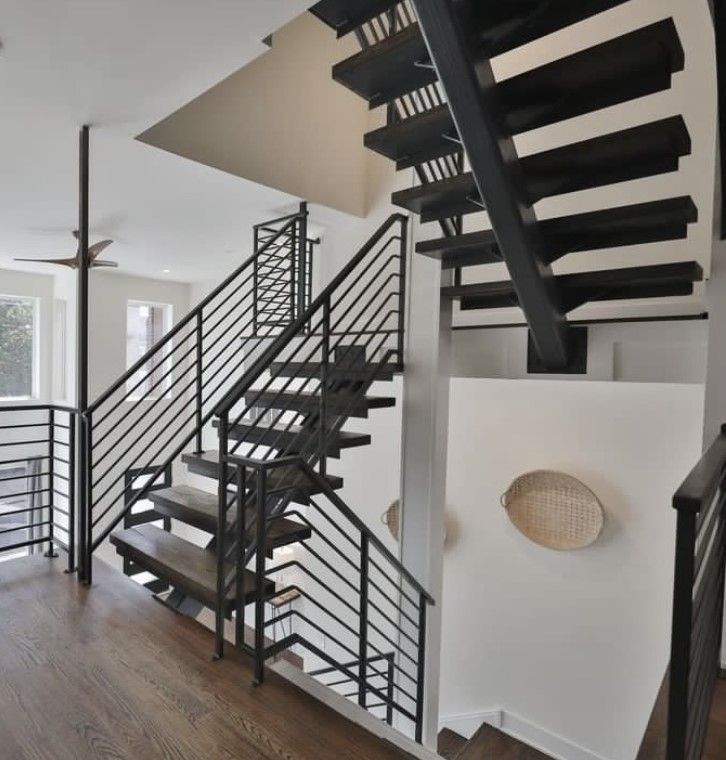 Mono Stringer Staircase