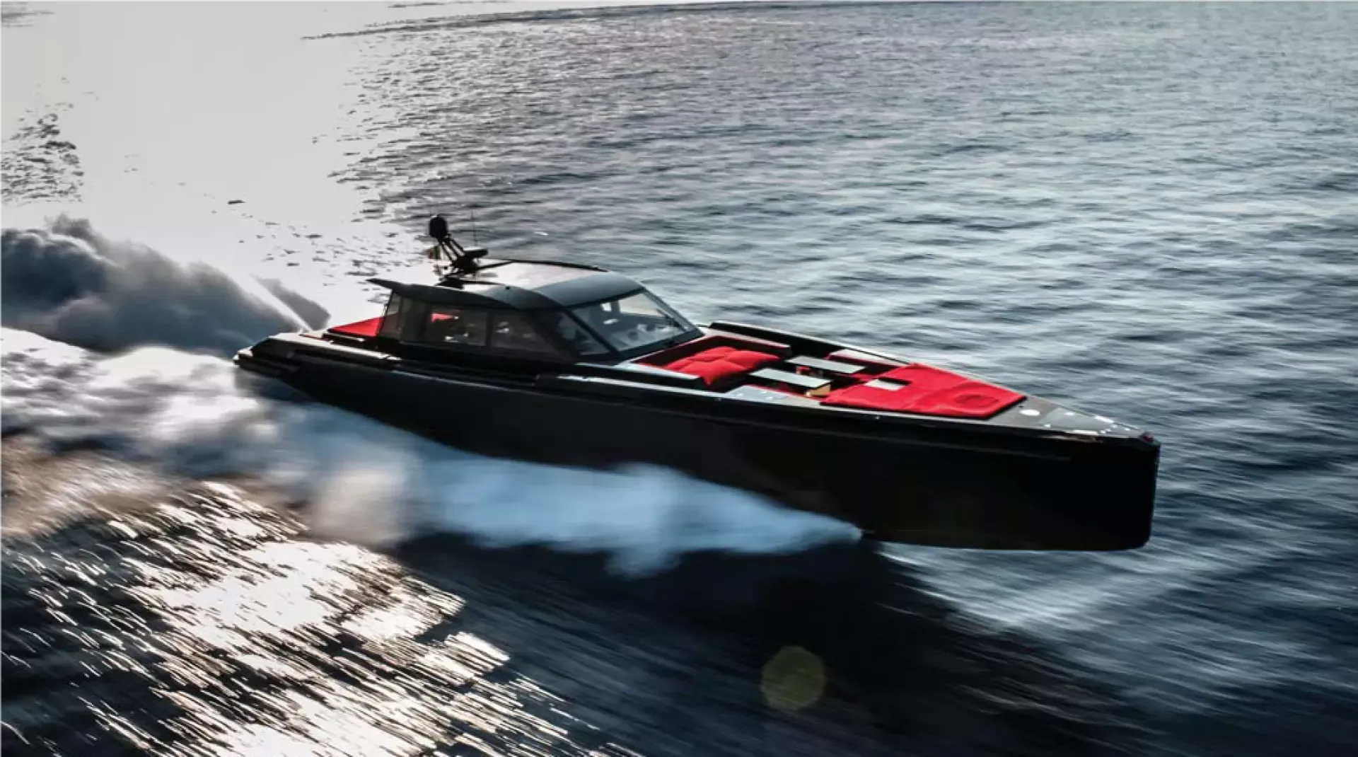2024 Custom 108' (32.92 m)