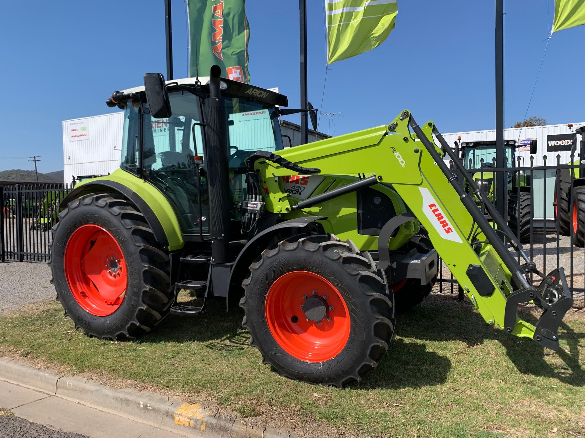 NEW 2025 CLAAS ARION 430.CIS Tractor & CLAAS FL100C Loader