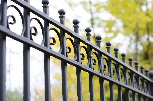Curve Design Fence — Mellman & Perdue CPAs — Oakland, CA