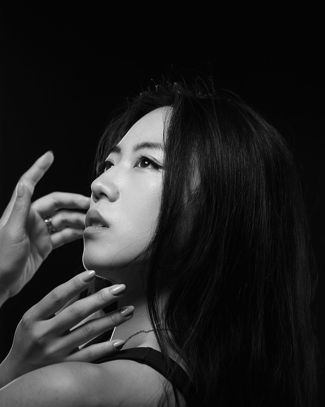 Minnie Lee Black and white portrait

