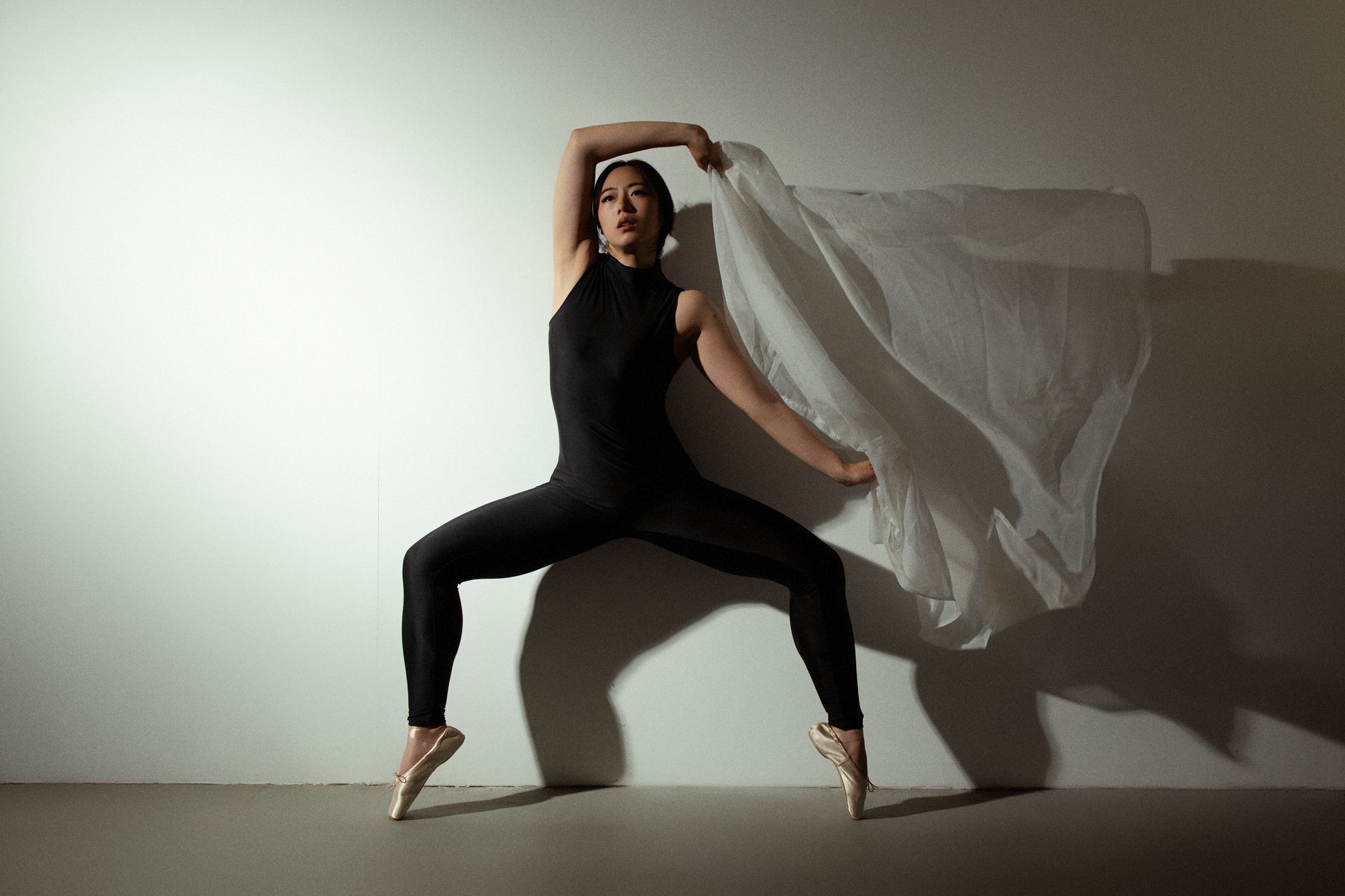 Minnie Lee — NYC model fine art ballet portrait by Orion Mckinley Phillips II