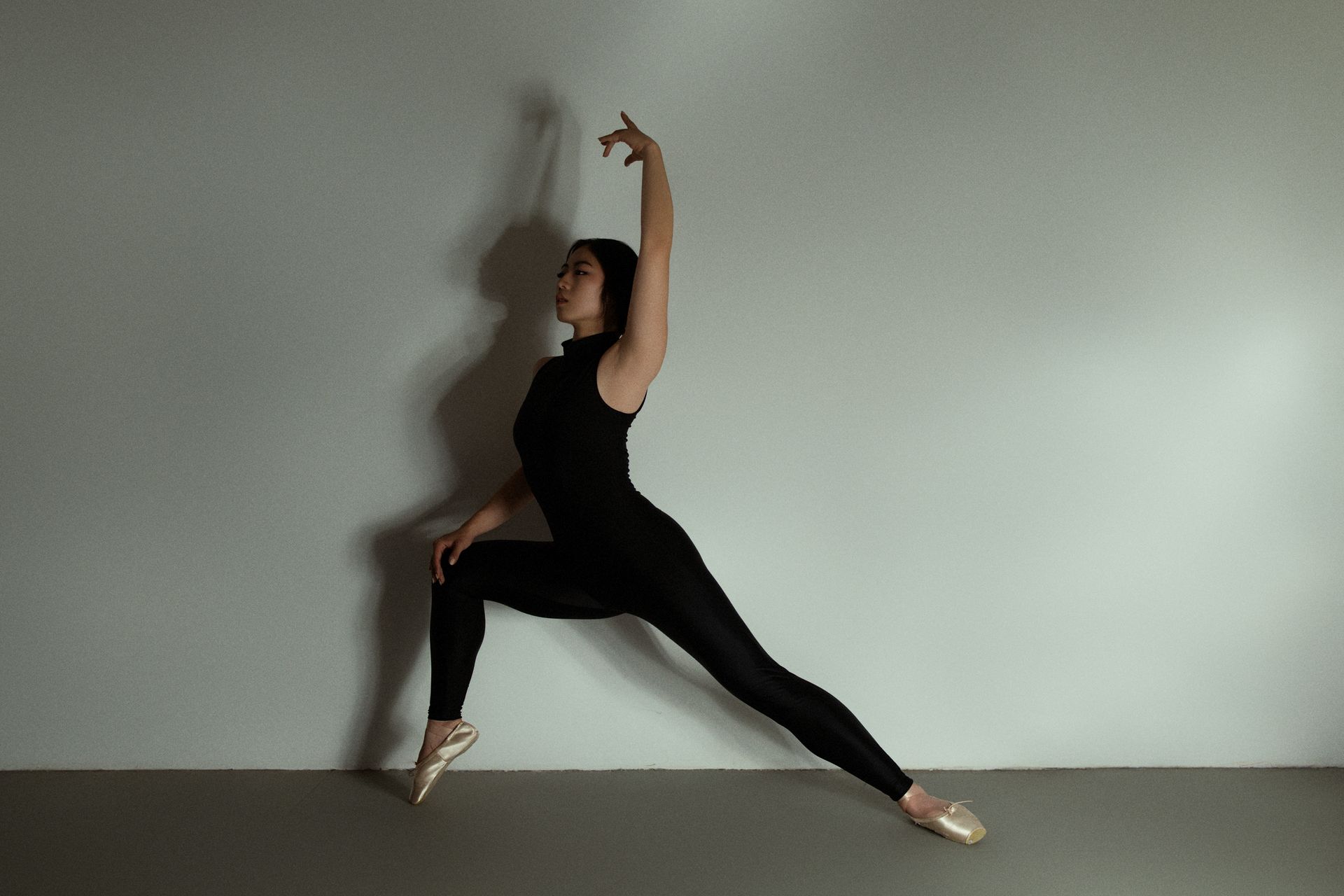Minnie Lee ballet studio editorial