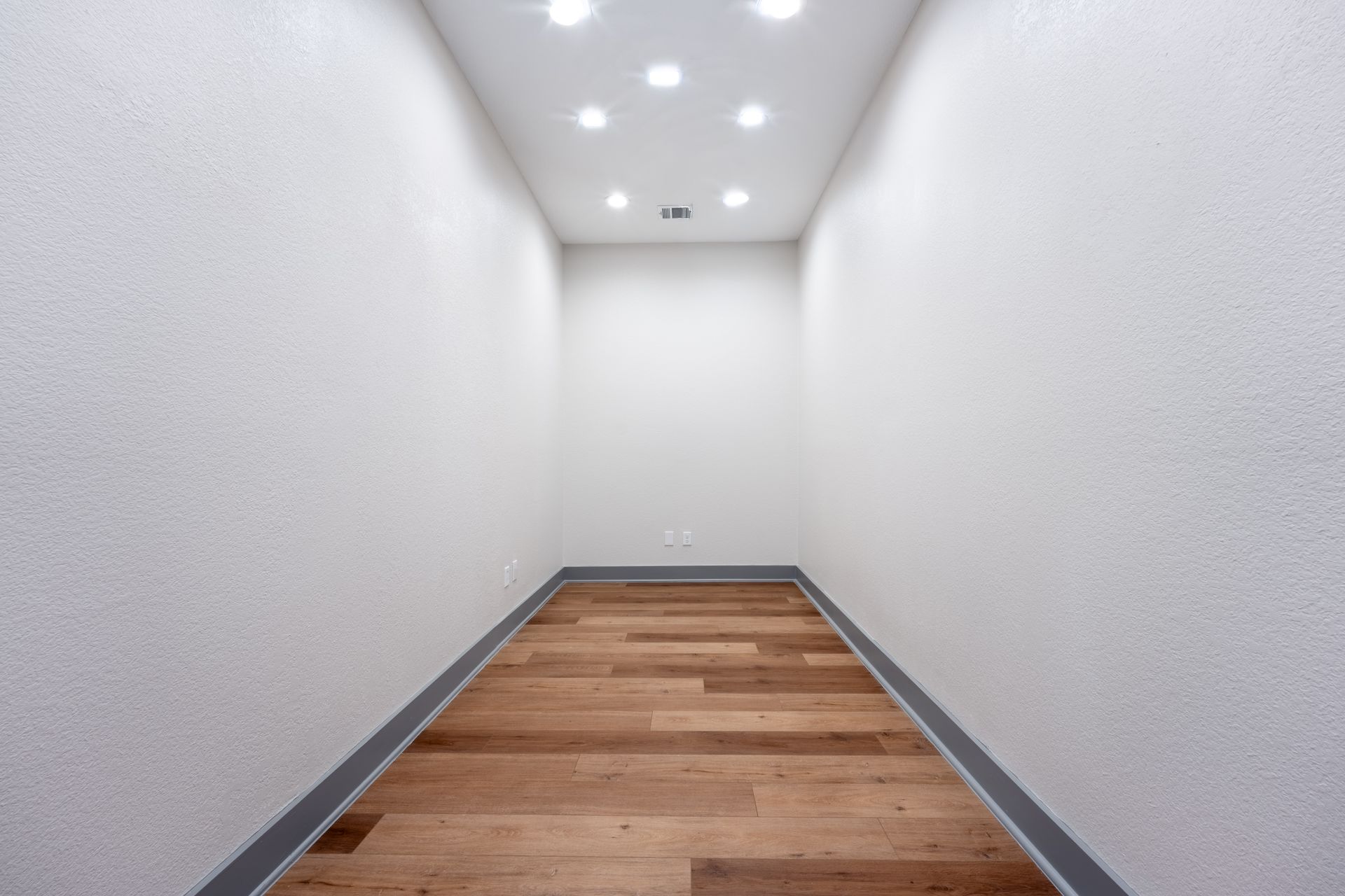 Room 6