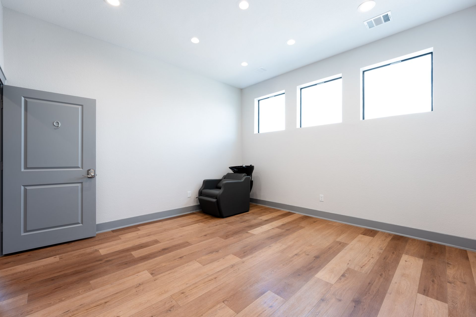 Room 9