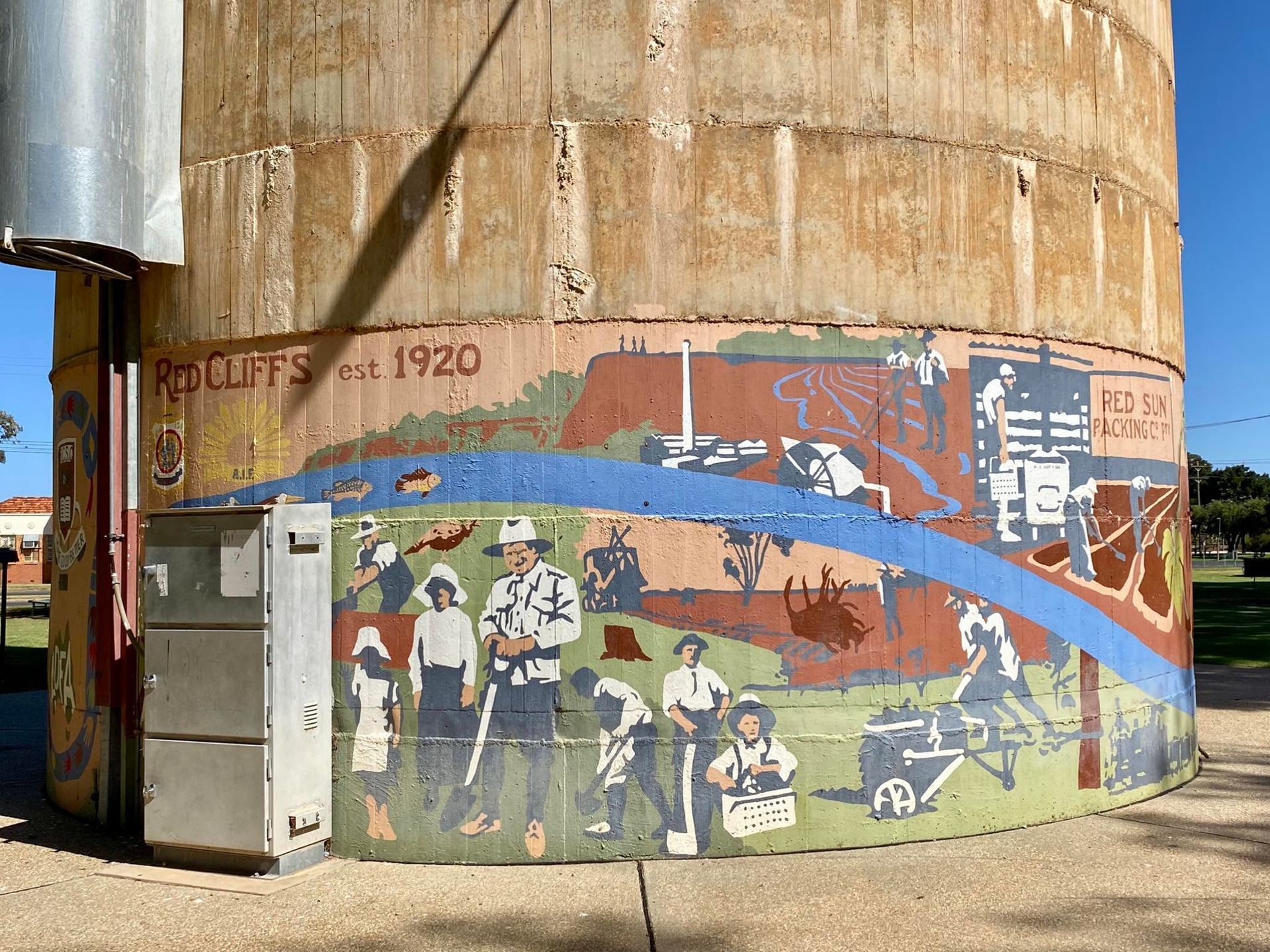 Red Cliffs, Water Tank Art, Australian Silo Art Trail