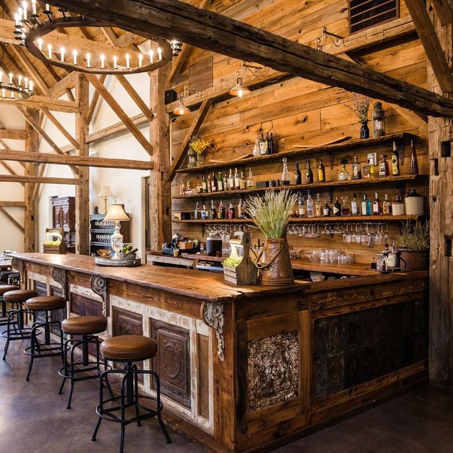 bar and alcohol