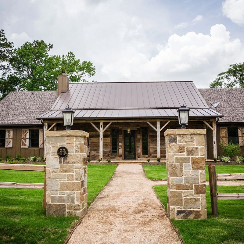 pine hill lodge