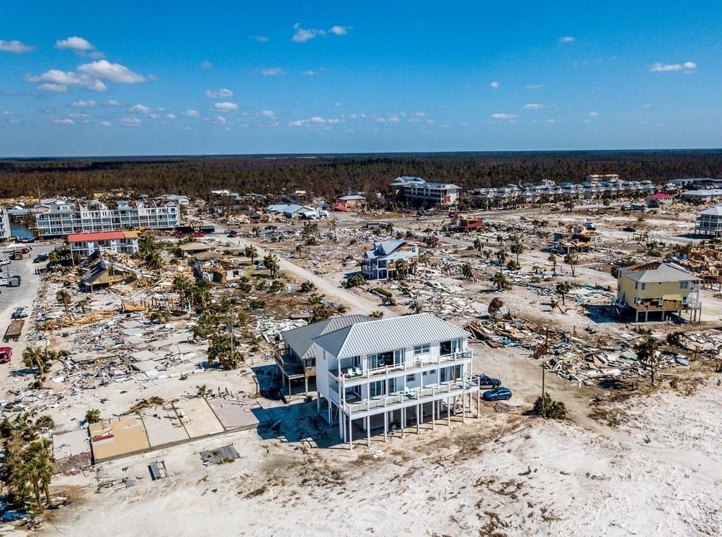 Metal Roofs: Your Best Defense Against Hurricanes