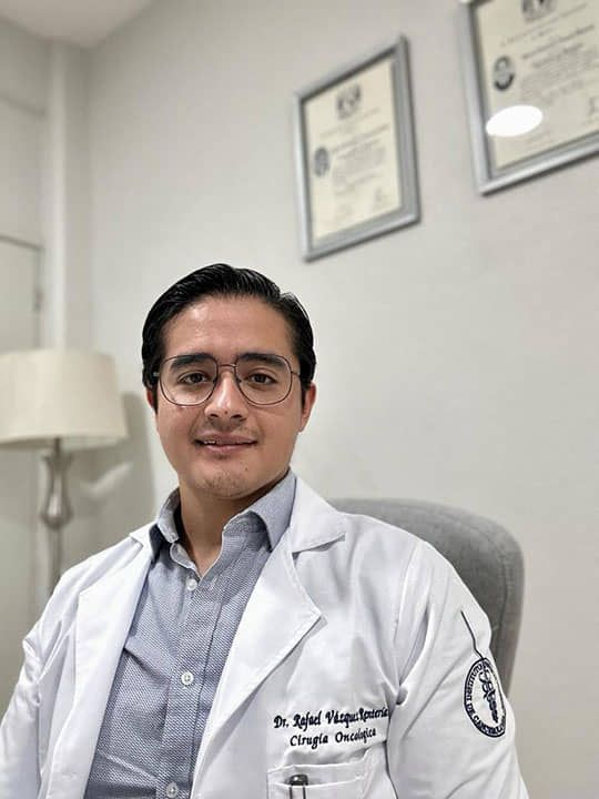 Dr. Rafael Vázquez Dr. Rafael Vázquez