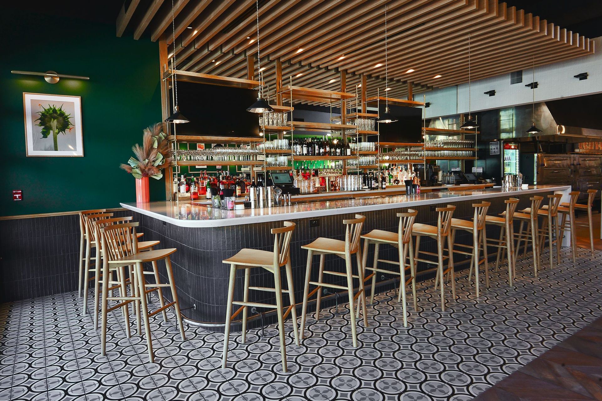 Enjoy fresh pizzas, a diverse menu, and a full bar at The Pizzeria in Smithtown.
