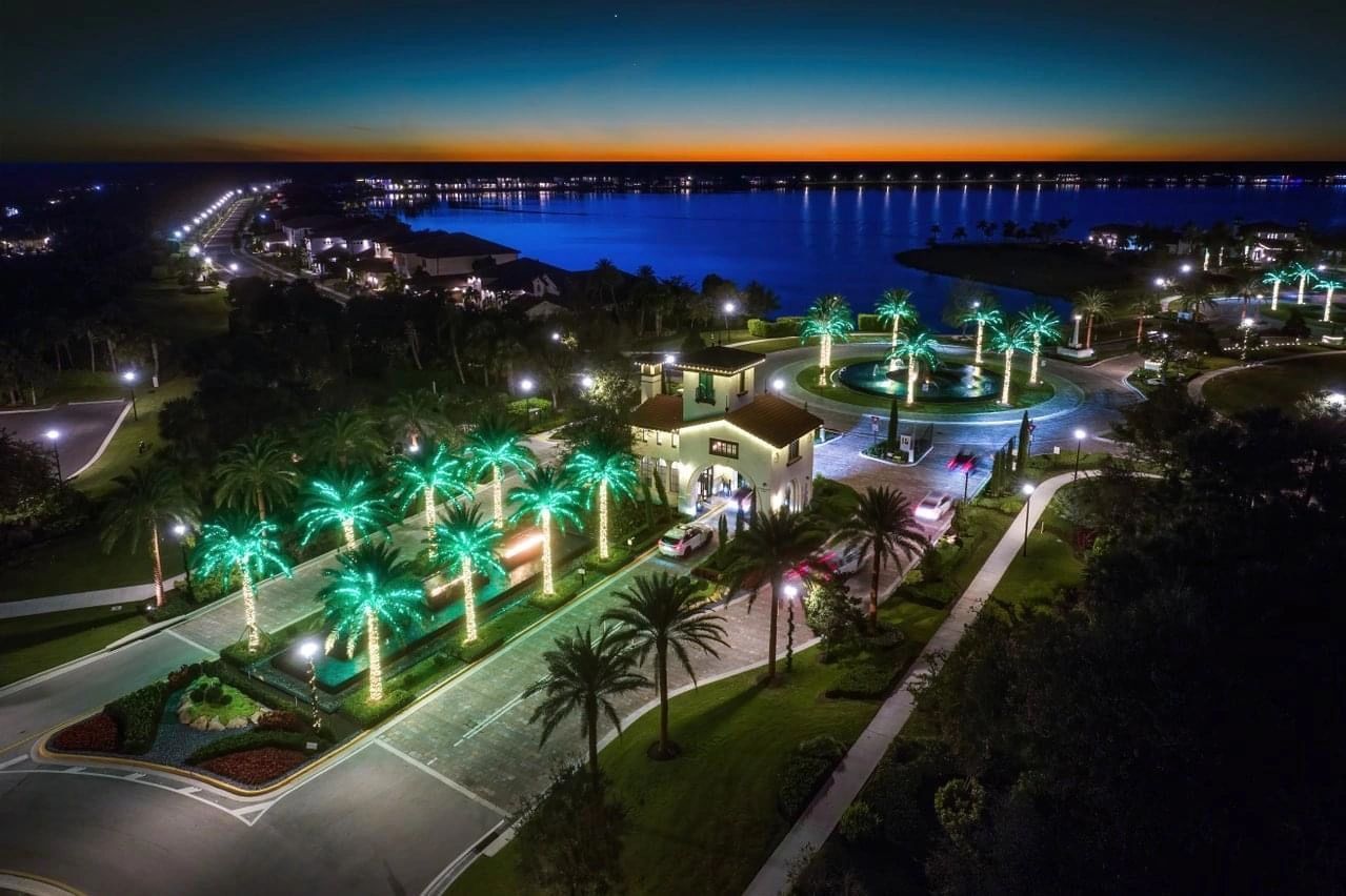 Community Entrance Christmas Elites Installation Company in South Florida.