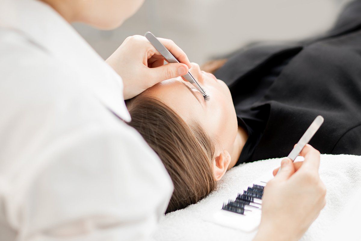 eyelash extension courses