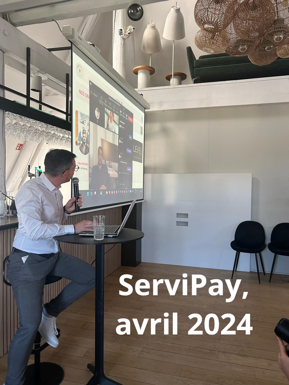 julien friederich présente en avril 2024.Formation ChatGPT entreprise Luxembourg
Atelier intelligence artificielle B2B