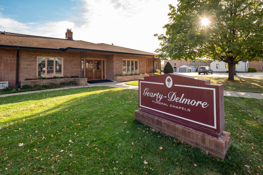 Gearty Delmore Funeral Chapels Robbinsdale Obituaries