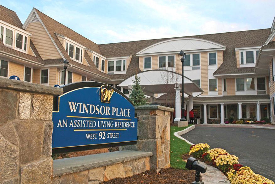 Windsor Place Front Entrance and Sign