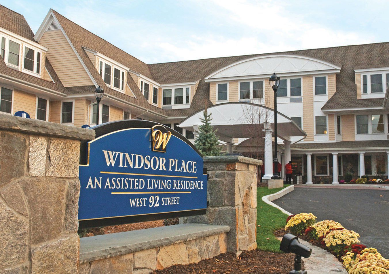 Windsor Place Main Entrance and Sign