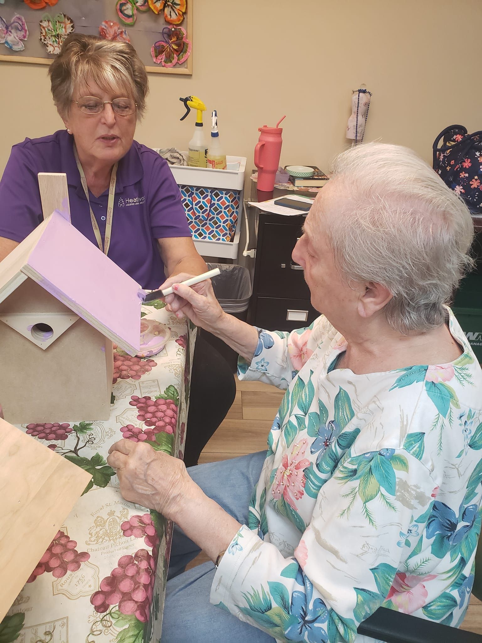 Meals are served restaurant style. art therapy programs at heathwood assisted living