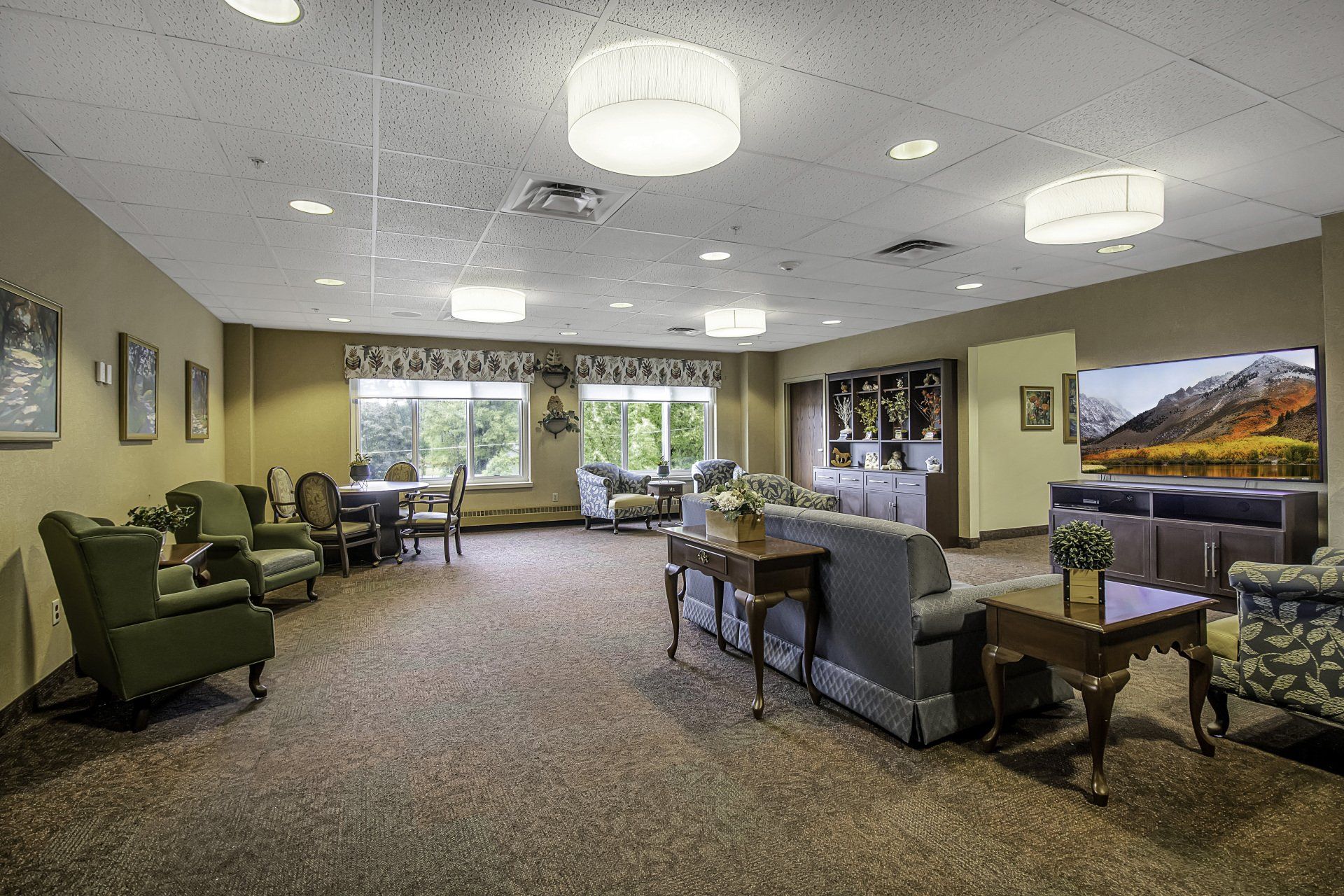 common area in heathwood assisted living williamsville ny 
