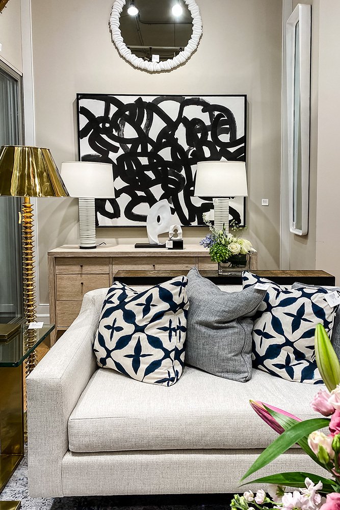 How to Choose the Perfect Table Lamp for Your Modern Transitional