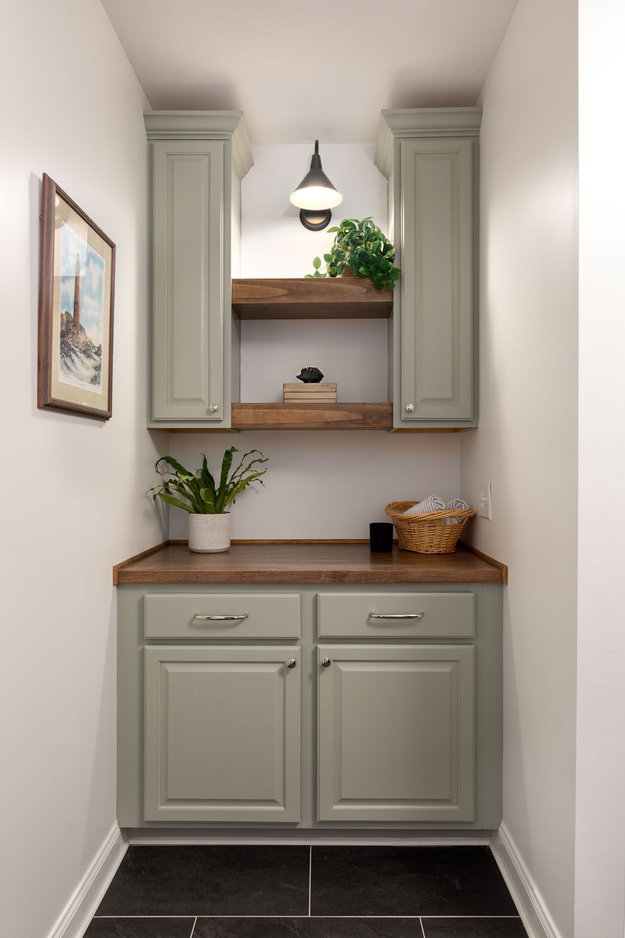 How to brighten a Dark Room With No Windows