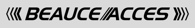 Logo BEAUCE/ACCESS en caractères noirs italiques avec des marques en forme de chevrons des deux côtés