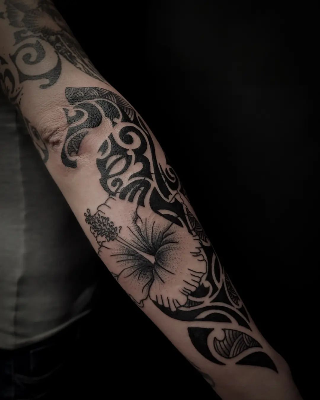 Dotwork Floral Tattoo by Alex Arnautov at Black Gold Tattoo Co in Edmonton Alberta Canada