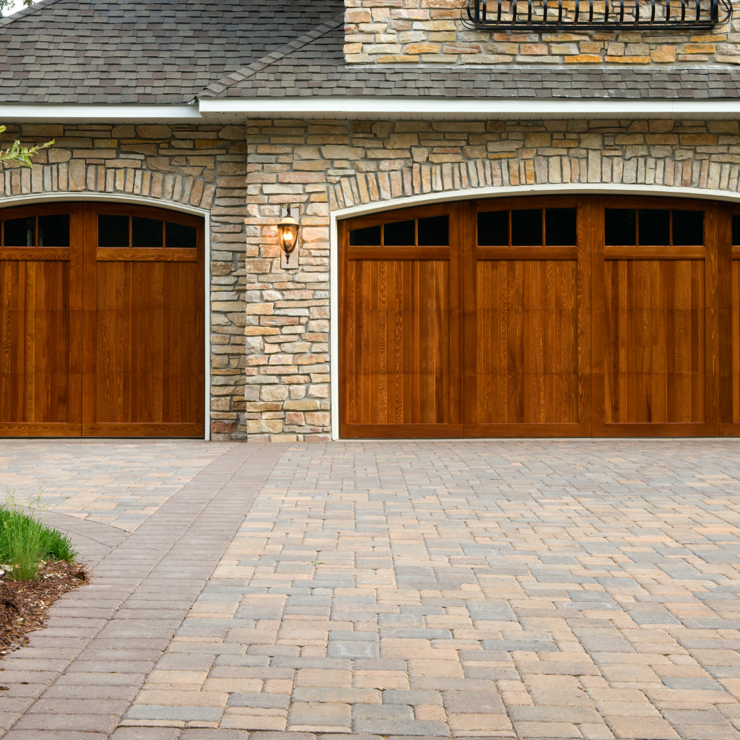Blog post for 5 elements for building a custom home by Southern Charm