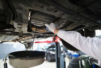 Oil Change | Traywick's Garage