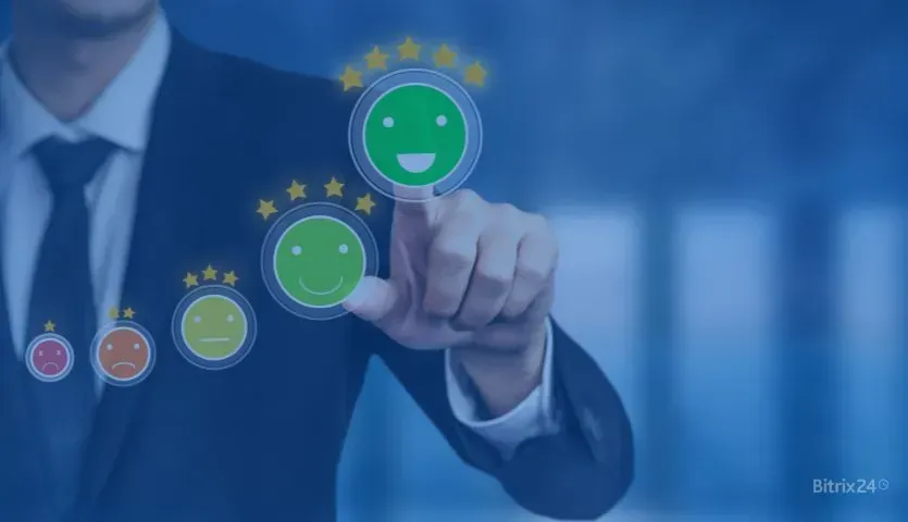 Relatório de satisfação automatizado exibindo métricas de NPS Empresário apontando para um ícone de rosto verde sorridente, representando a satisfação positiva do cliente.