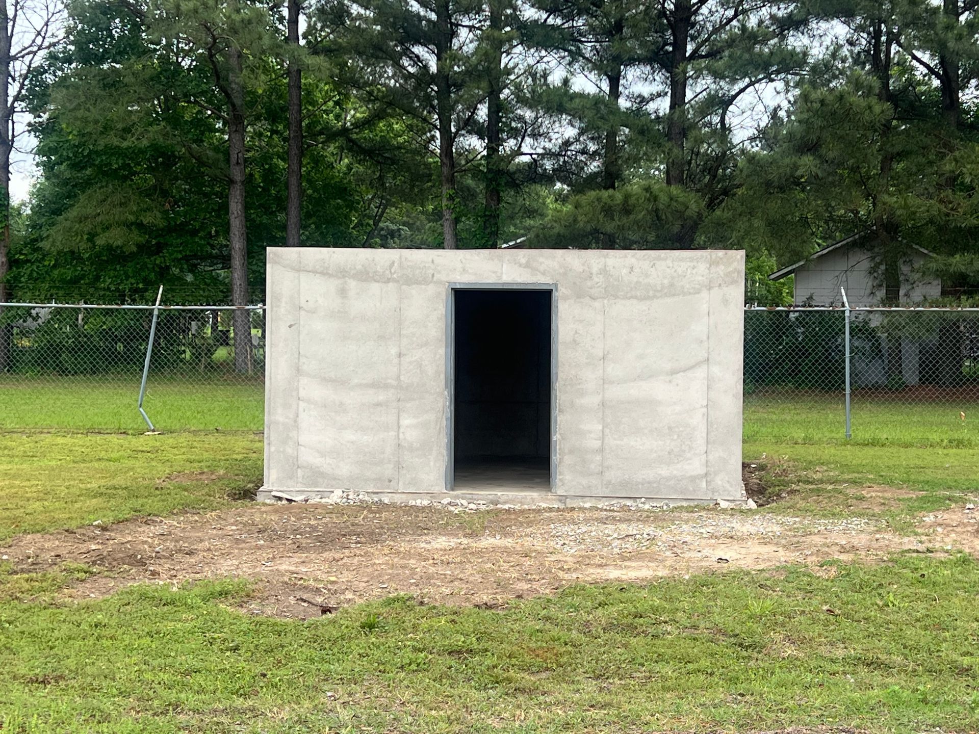 Concrete shelter 