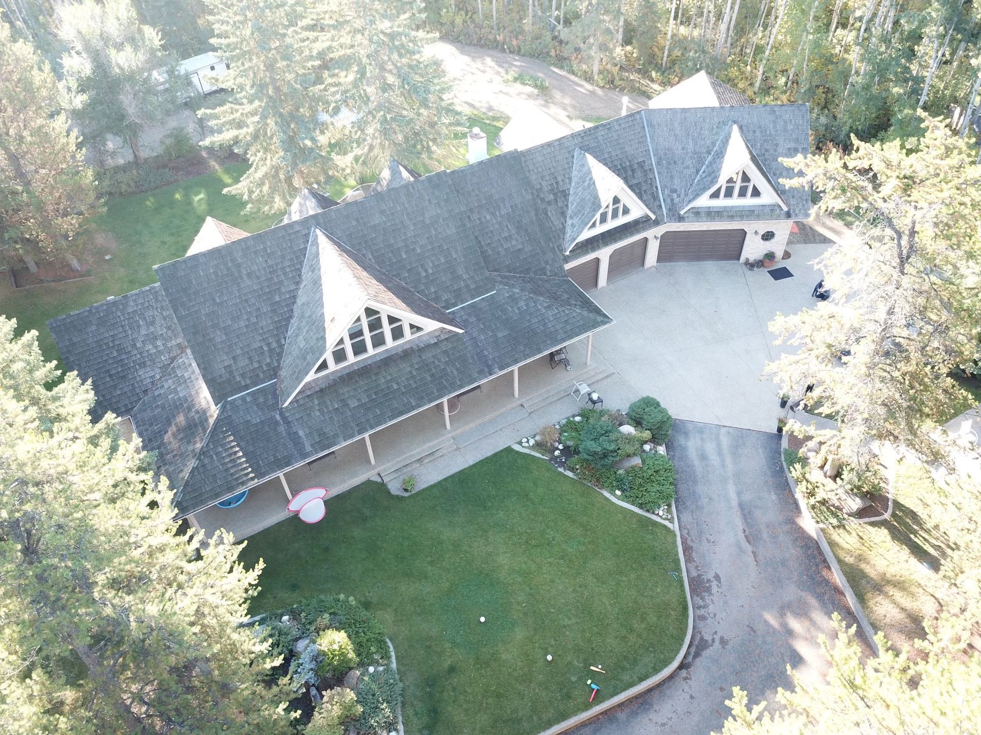 Spotless windows & cleaning serving your home cleaning needs in Alberta