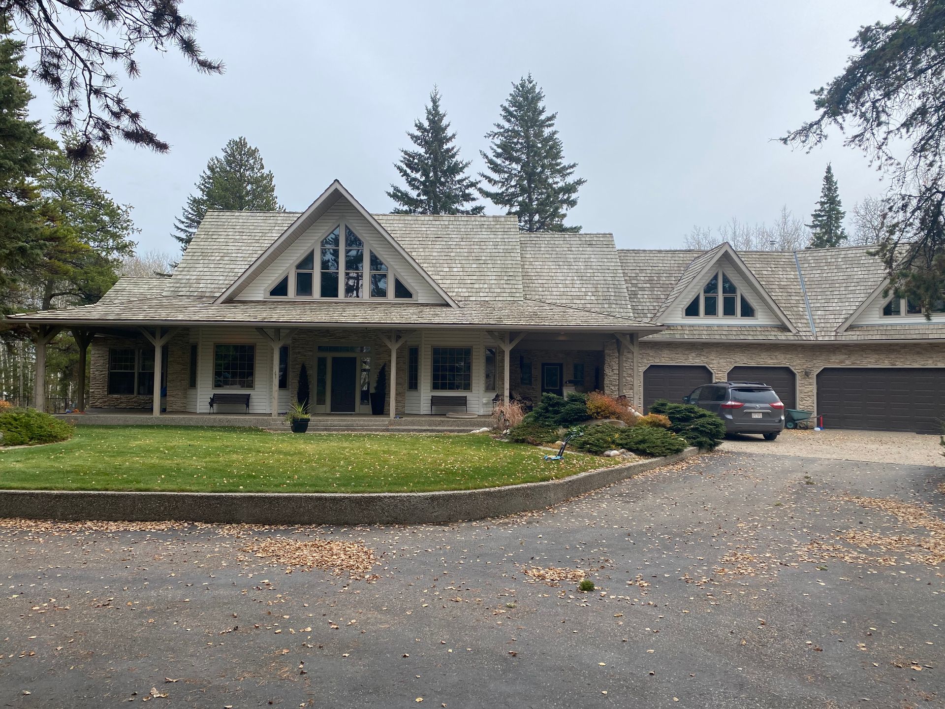 Spotless windows & cleaning serving your home cleaning needs in Alberta